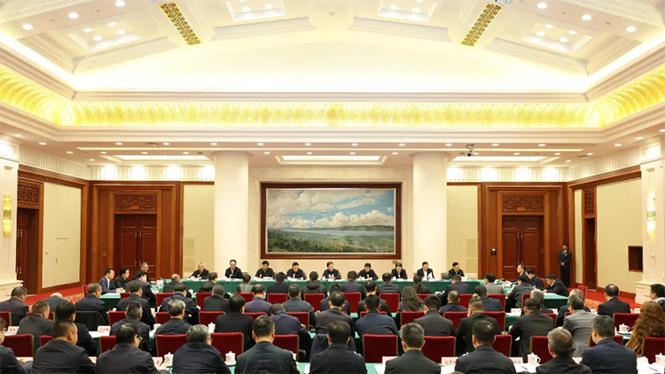 云南省委、省政府舉行民營(yíng)企業(yè)座談會(huì)，聯(lián)誠(chéng)科技受邀參加