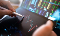 COMEX 2月黄金期货结算价收涨04% 报20254美元盎司